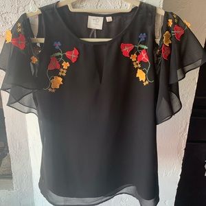 HD IN PARIS ANTHROPOLOGIE Floral Embroidered Top